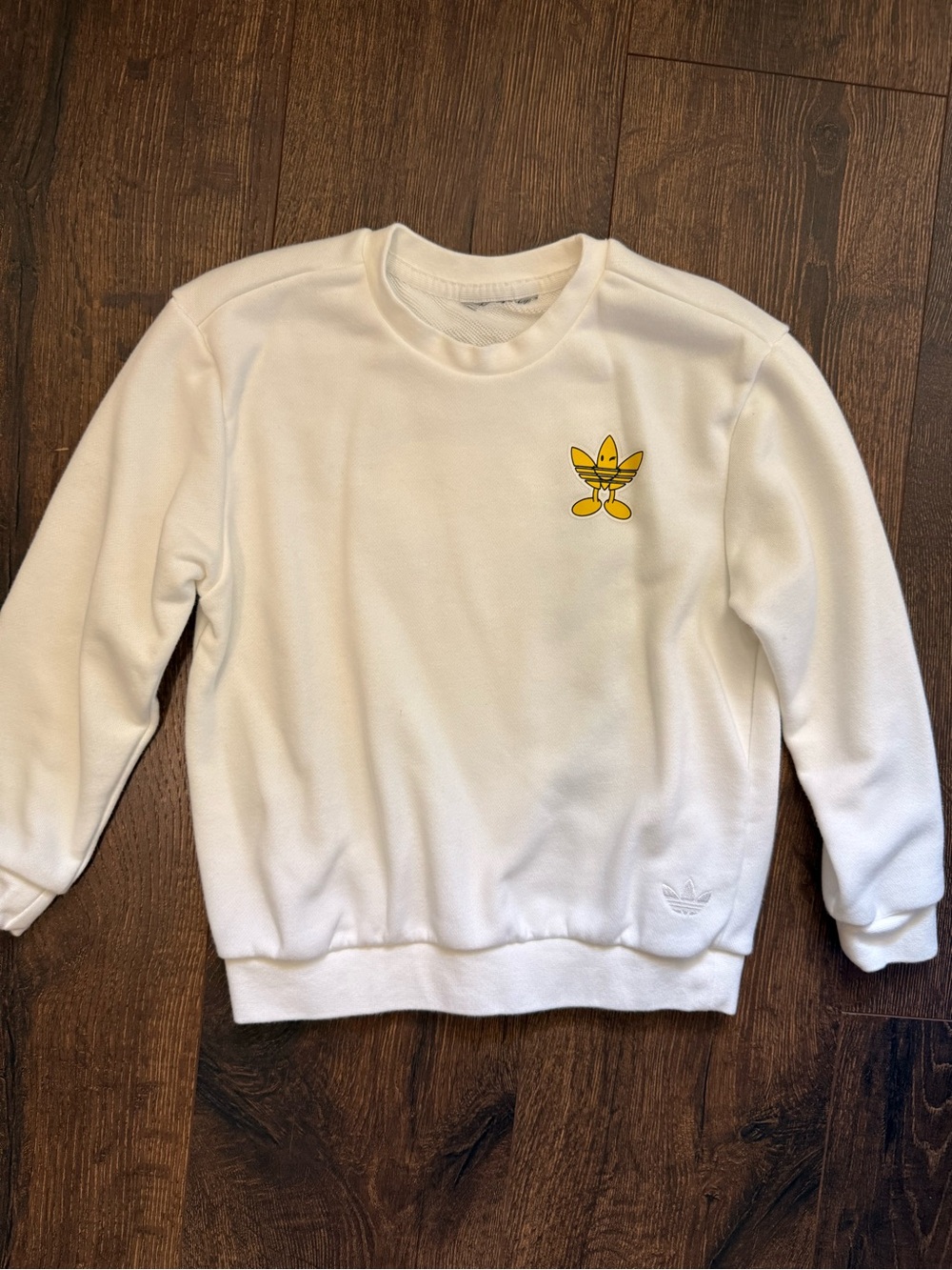 adidas White Crewneck Sweatshirt with Yellow Trefoil Accent